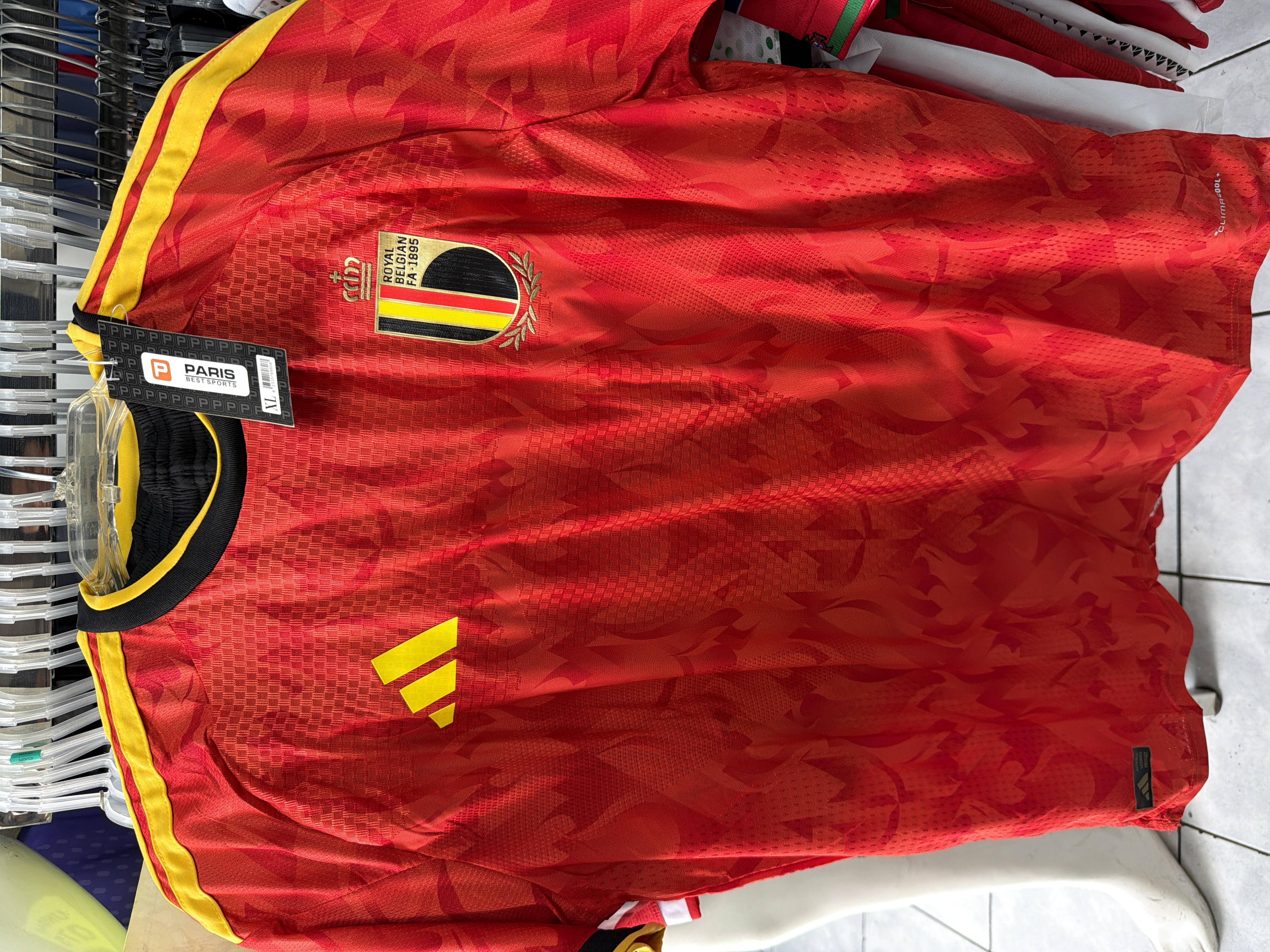 Bélgica rojo 26/27